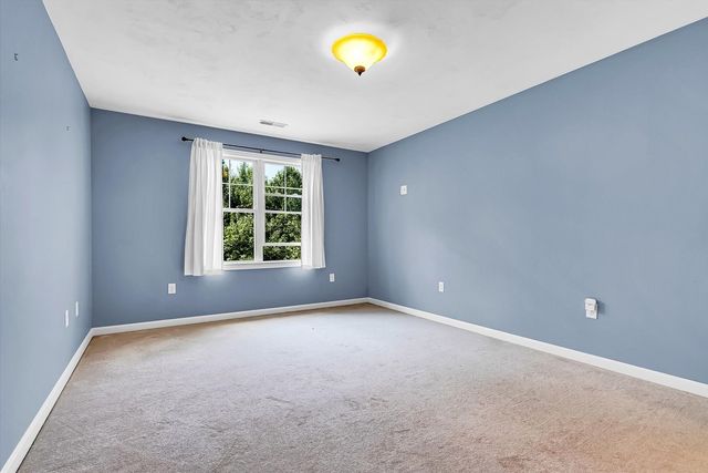 8 Paxton Ct 8, Grafton, MA 01536