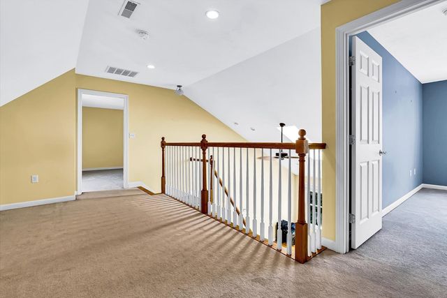 8 Paxton Ct 8, Grafton, MA 01536