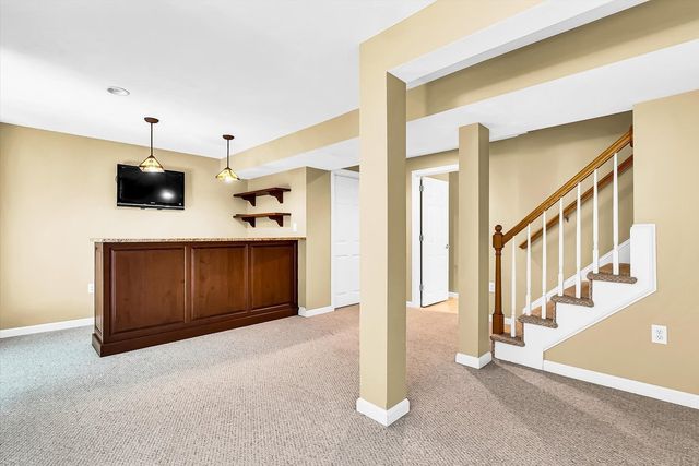 8 Paxton Ct 8, Grafton, MA 01536