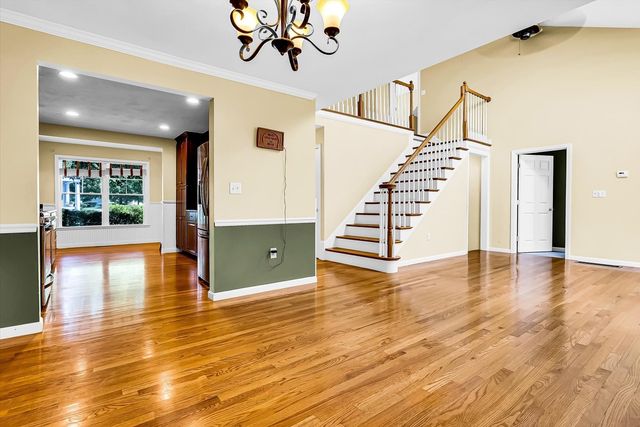 8 Paxton Ct 8, Grafton, MA 01536