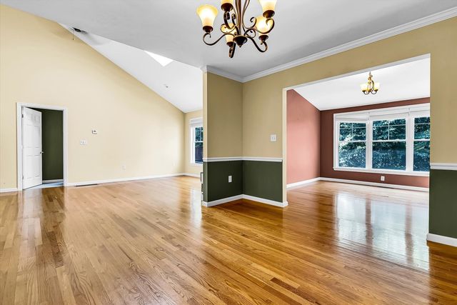 8 Paxton Ct 8, Grafton, MA 01536