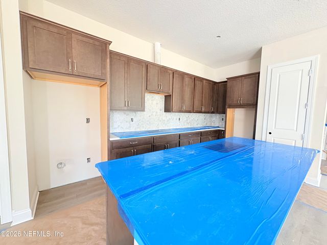 77 CRES SHRS Road, St. Augustine, FL 32086