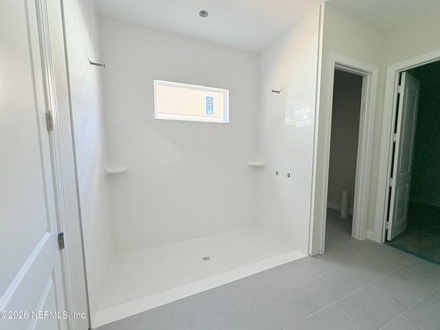 77 CRES SHRS Road, St. Augustine, FL 32086