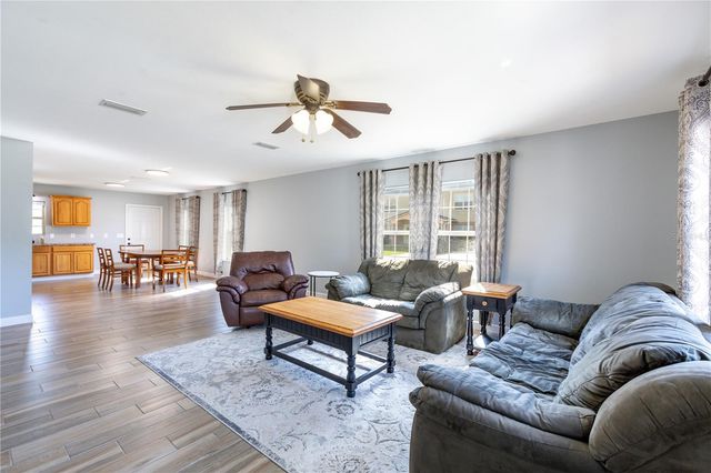 705 SE TOWNHOMES BOULEVARD, Lake Butler, FL 32054
