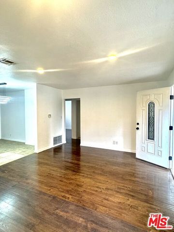 8839 Tilden Avenue, Los Angeles, CA 91402