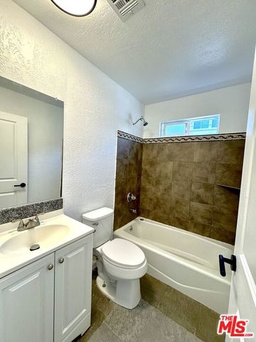 8839 Tilden Avenue, Los Angeles, CA 91402
