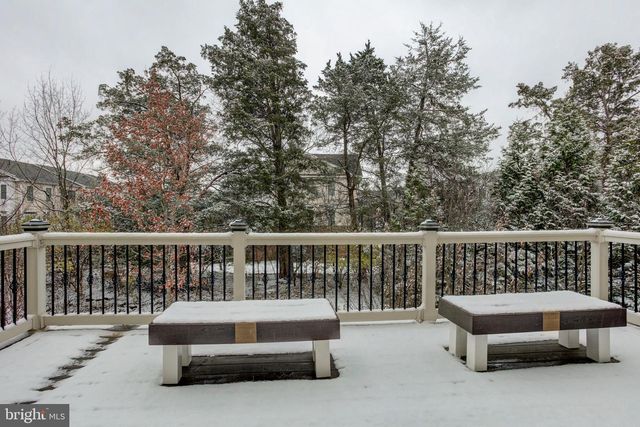 42607 OFFENHAM TER, Chantilly, VA 20152