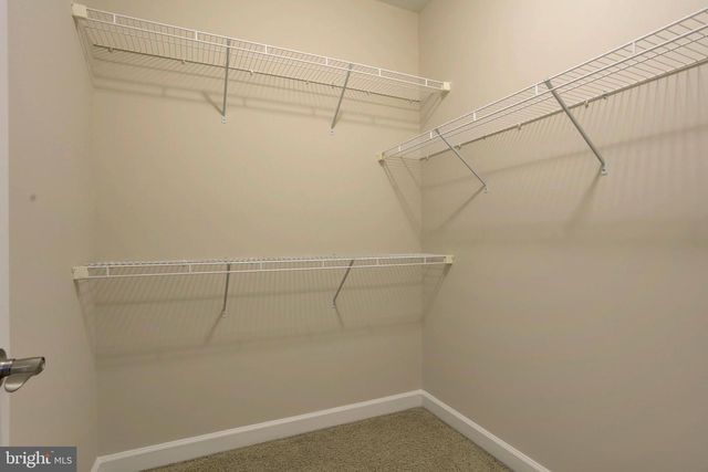 42607 OFFENHAM TER, Chantilly, VA 20152