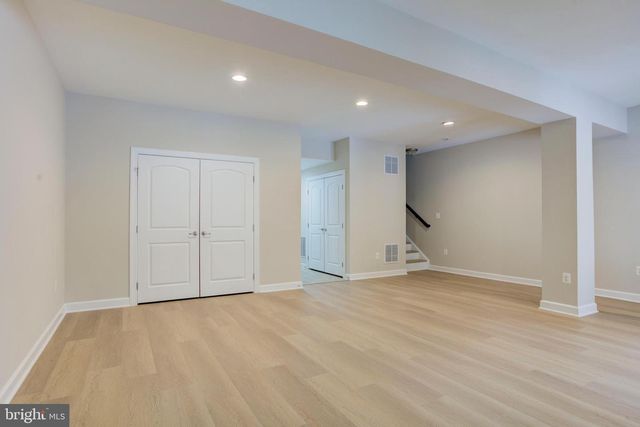 42607 OFFENHAM TER, Chantilly, VA 20152