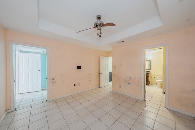 5709 Ranchogrande Drive, Arlington, TX 76017