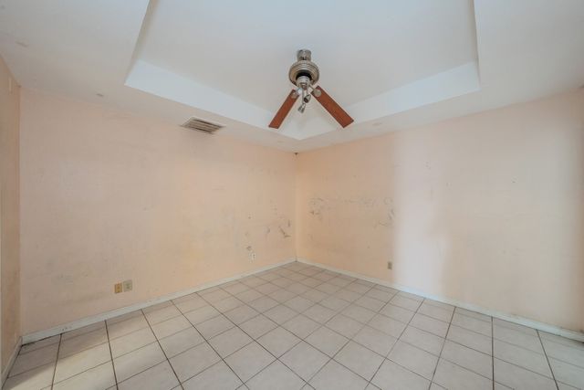 5709 Ranchogrande Drive, Arlington, TX 76017