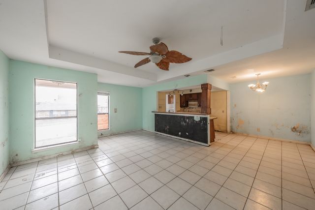 5709 Ranchogrande Drive, Arlington, TX 76017