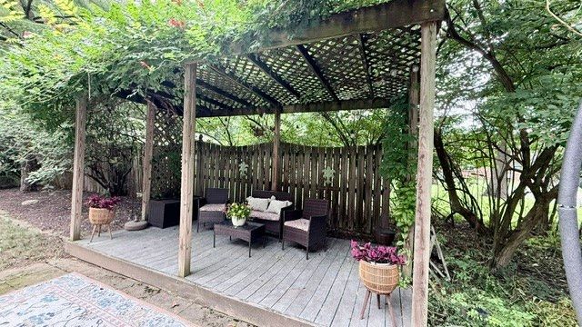 106 S Ridge Avenue, Troy, OH 45373