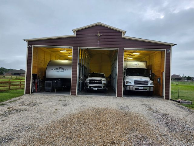 891 Cheyenne Trail, Trenton, TX 75490