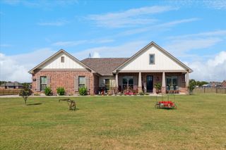 891 Cheyenne Trail, Trenton, TX 75490