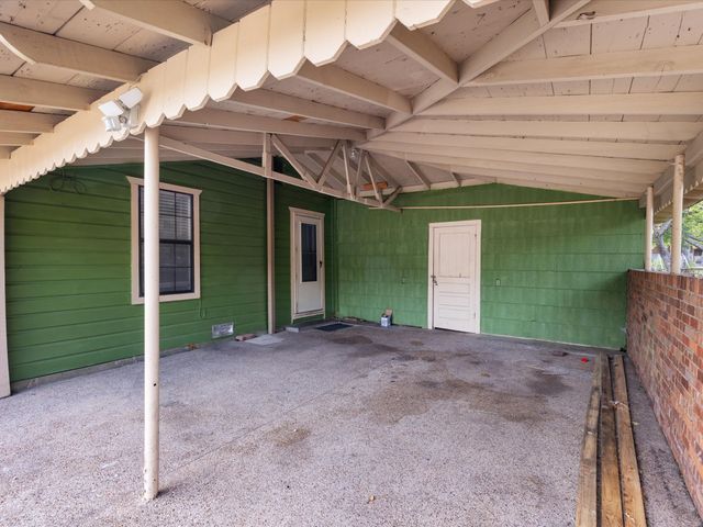 3239 Bewley Street, Haltom City, TX 76117