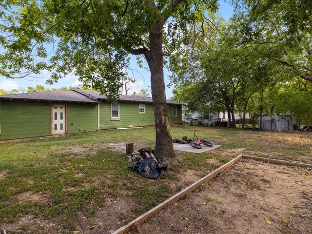 3239 Bewley Street, Haltom City, TX 76117