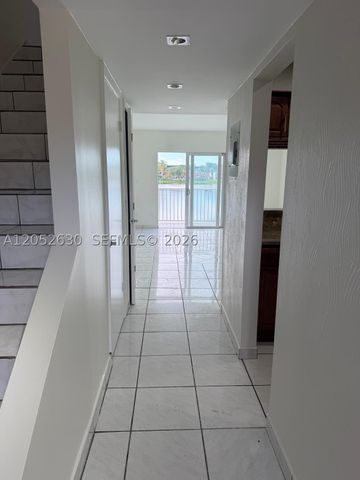 310 NW 107th Ave 202, Miami, FL 33172