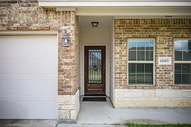 12007 Northpointe Meadows Drive, Tomball, TX 77377
