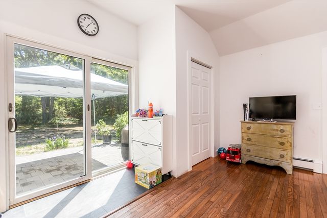 490 Forest Rd, Yarmouth, MA 02673