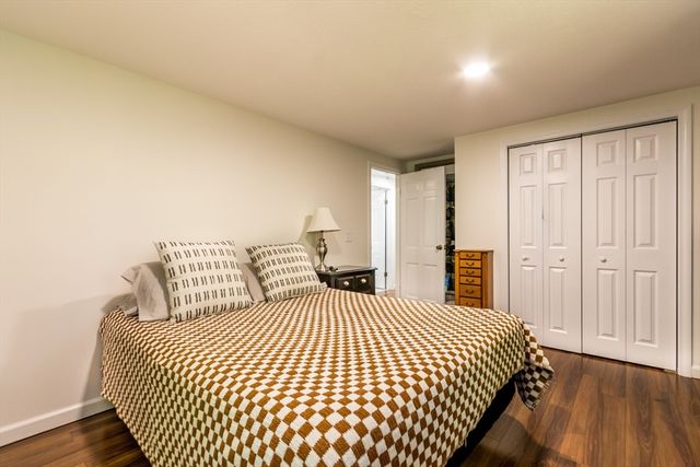490 Forest Rd, Yarmouth, MA 02673