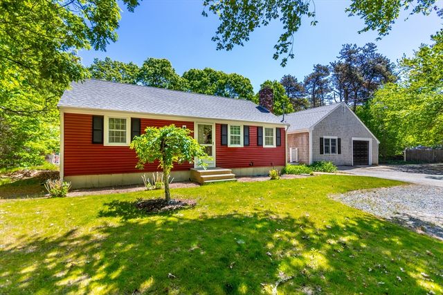 490 Forest Rd, Yarmouth, MA 02673