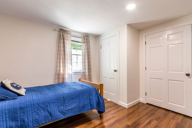 490 Forest Rd, Yarmouth, MA 02673