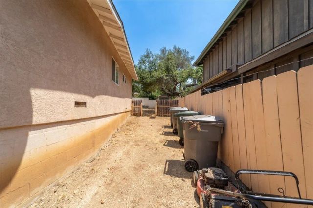 1311 E Mission, Fallbrook, CA 92028