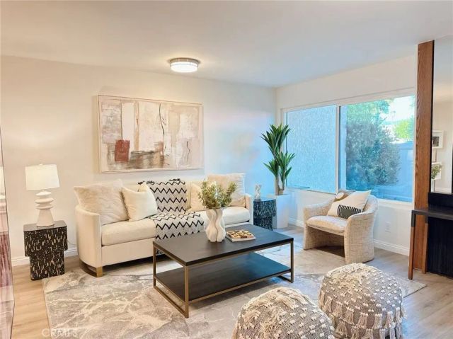 1231 S Golden West 11, Arcadia, CA 91007