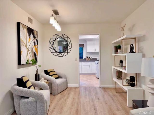 1231 S Golden West 11, Arcadia, CA 91007