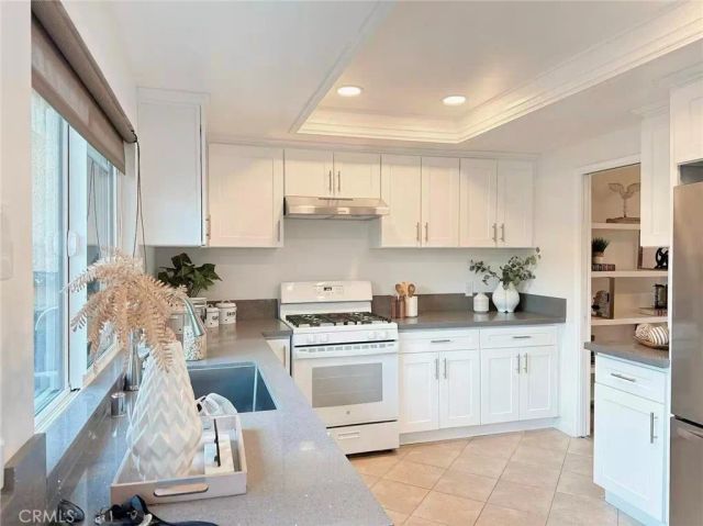 1231 S Golden West 11, Arcadia, CA 91007