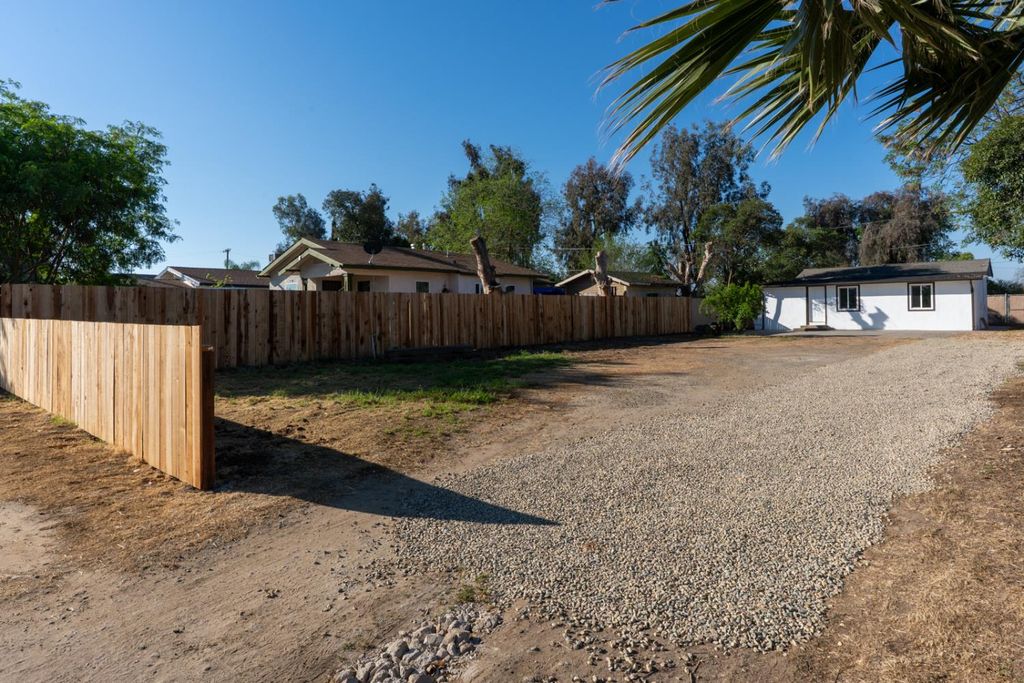 Image 29 of property listing at 710 S G Street, Madera, CA 93637