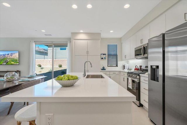 80238 Whisper Rock Way, La Quinta, CA 92253