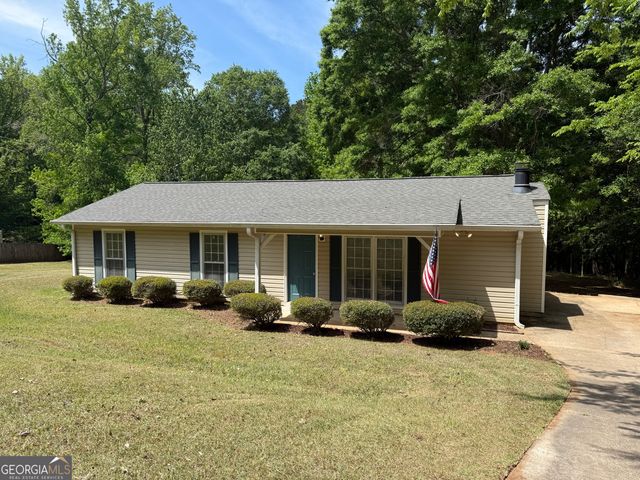 109 S Crossroad, Lagrange, GA 30240