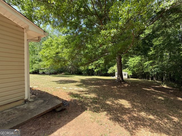 109 S Crossroad, Lagrange, GA 30240
