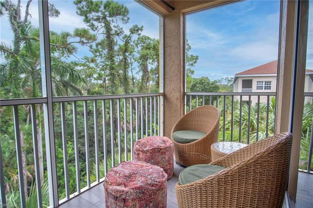 4450 Botanical Place CIR # 406, Naples, FL 34112