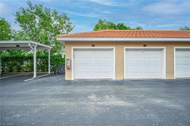 4450 Botanical Place CIR # 406, Naples, FL 34112