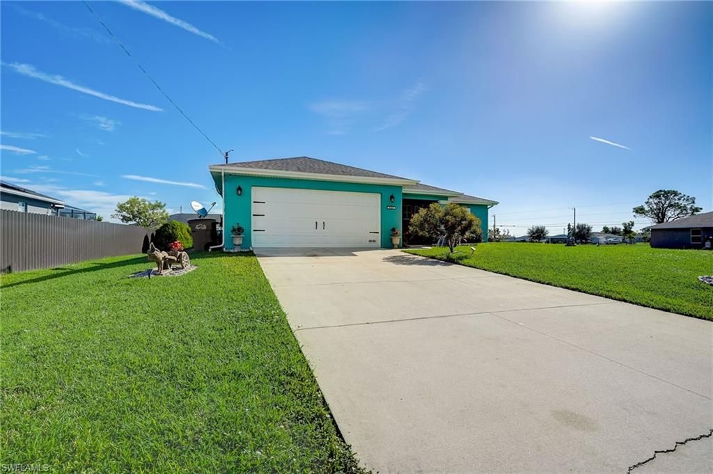 3023 NW 2nd PL, Cape Coral, FL 33993
