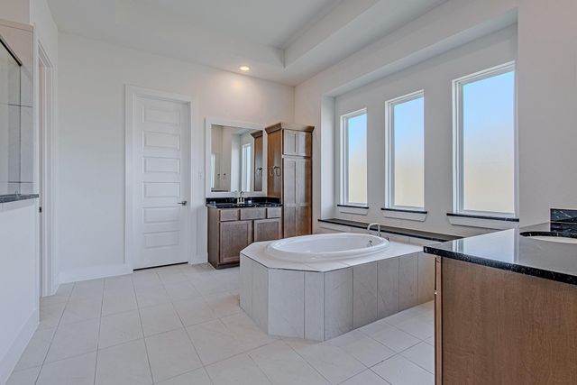 149 Peninsula Point Drive, Montgomery, TX 77356