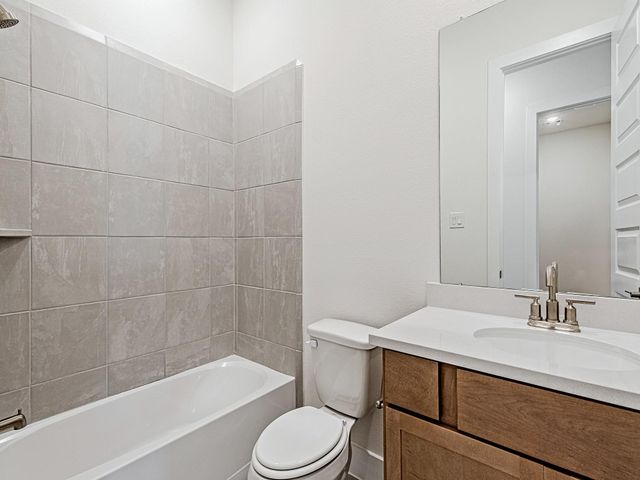 149 Peninsula Point Drive, Montgomery, TX 77356