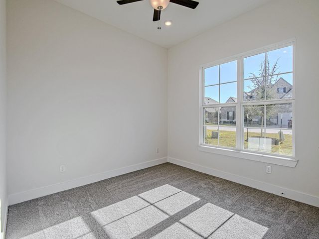 149 Peninsula Point Drive, Montgomery, TX 77356