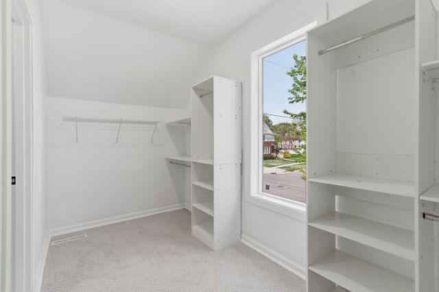 611 3rd Street NW, Austin, MN 55912