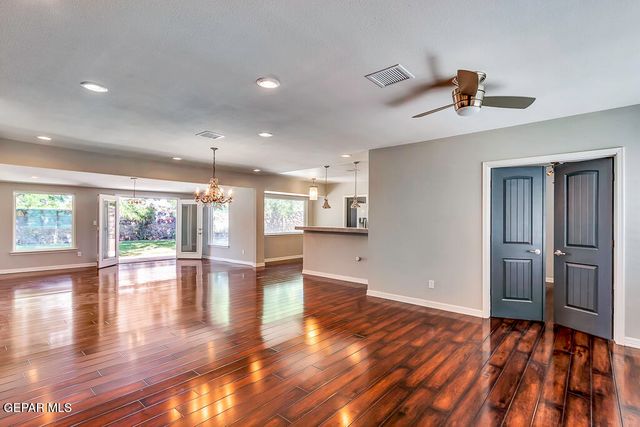 9208 SHAVER Drive, El Paso, TX 79925