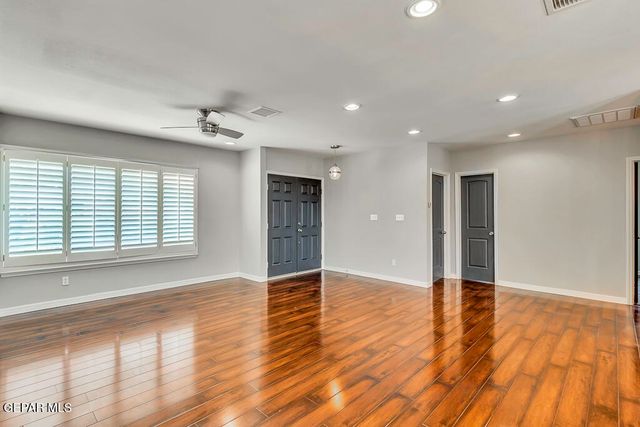 9208 SHAVER Drive, El Paso, TX 79925