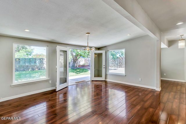 9208 SHAVER Drive, El Paso, TX 79925