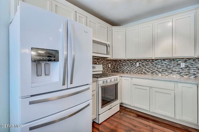 9208 SHAVER Drive, El Paso, TX 79925