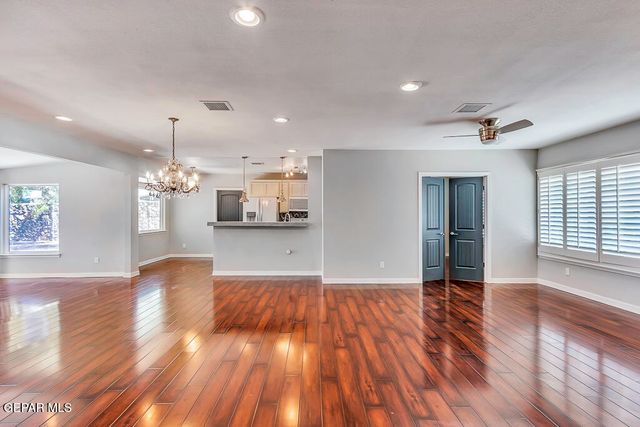 9208 SHAVER Drive, El Paso, TX 79925