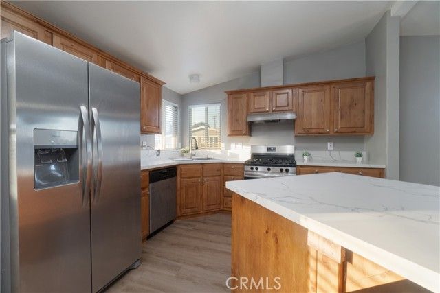 1456 E Philadelphia 24, Ontario, CA 91761