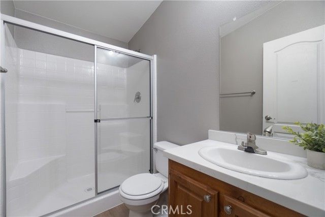 1456 E Philadelphia 24, Ontario, CA 91761