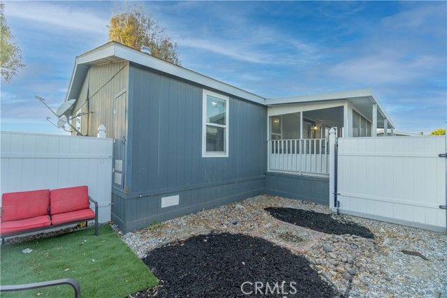 1456 E Philadelphia 24, Ontario, CA 91761